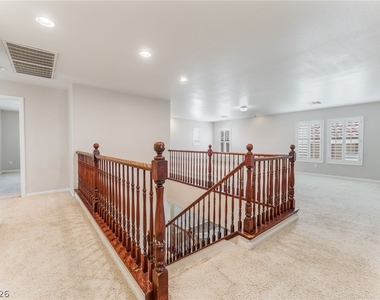 6221 Villa Emo Street - Photo Thumbnail 13