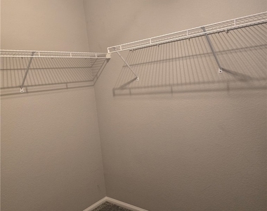 2881 Rolling Brook Place - Photo Thumbnail 9