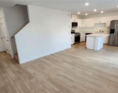 115 Scarhill Track Avenue - Photo Thumbnail 2