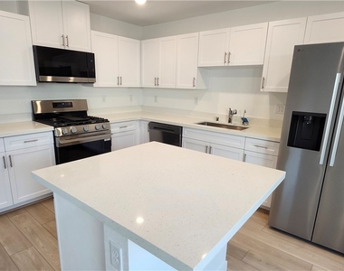 115 Scarhill Track Avenue - Photo Thumbnail 6