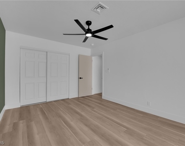 1524 Bonita Avenue - Photo Thumbnail 30
