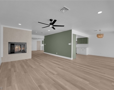 1524 Bonita Avenue - Photo Thumbnail 6