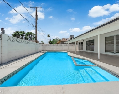 1524 Bonita Avenue - Photo Thumbnail 22