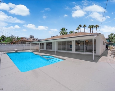 1524 Bonita Avenue - Photo Thumbnail 1