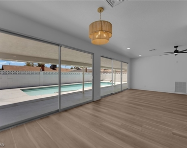 1524 Bonita Avenue - Photo Thumbnail 15