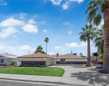 1524 Bonita Avenue - Photo Thumbnail 37