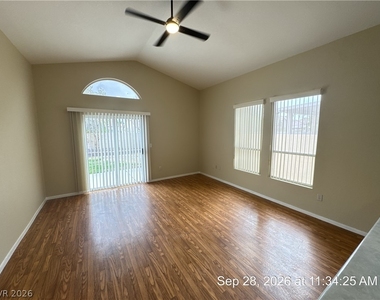 9546 Lavarun Court - Photo Thumbnail 6
