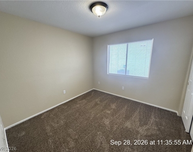 9546 Lavarun Court - Photo Thumbnail 16