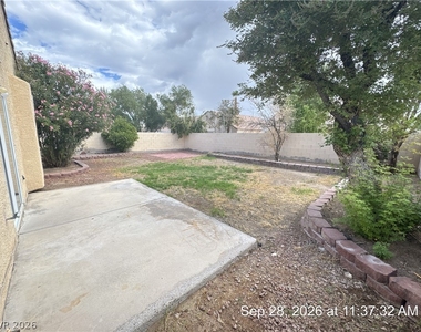 9546 Lavarun Court - Photo Thumbnail 21