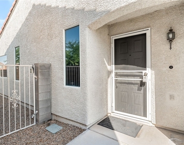 857 Lantham Place - Photo Thumbnail 2