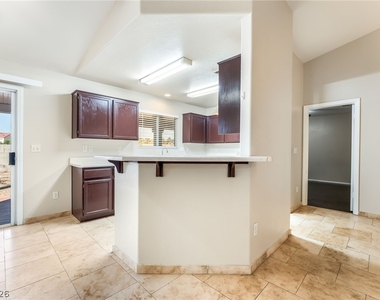 857 Lantham Place - Photo Thumbnail 9