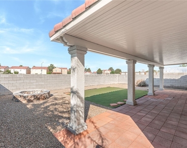 857 Lantham Place - Photo Thumbnail 29