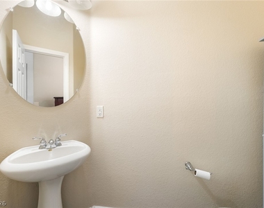10328 Burwood Street - Photo Thumbnail 14