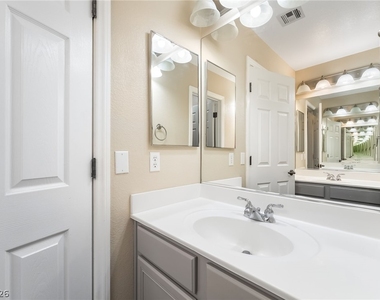 10328 Burwood Street - Photo Thumbnail 32