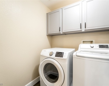 10328 Burwood Street - Photo Thumbnail 35