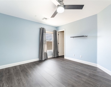 10328 Burwood Street - Photo Thumbnail 33