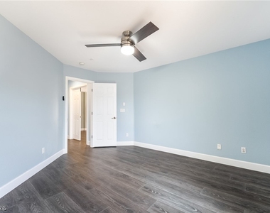 10328 Burwood Street - Photo Thumbnail 34