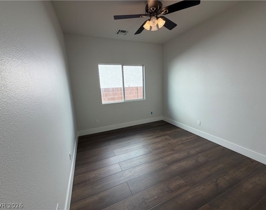 1129 Oceanwood Avenue - Photo Thumbnail 24
