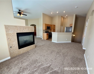 1073 Pleasure Lane - Photo Thumbnail 6
