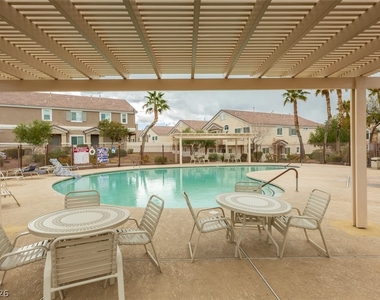 1073 Pleasure Lane - Photo Thumbnail 32