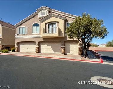 1073 Pleasure Lane - Photo Thumbnail 2