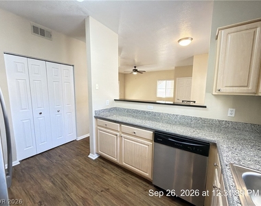 5250 S Rainbow Boulevard - Photo Thumbnail 15