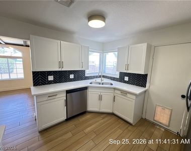 1051 Sweeney Avenue - Photo Thumbnail 6