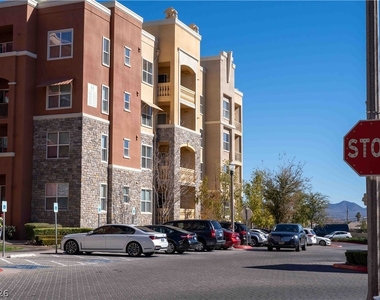 44 E Serene Avenue - Photo Thumbnail 24
