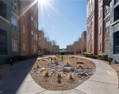 44 E Serene Avenue - Photo Thumbnail 26