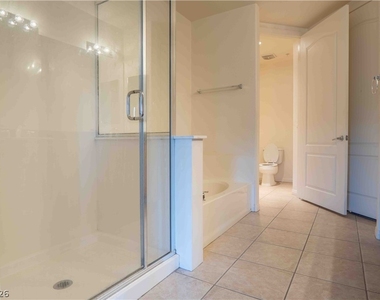 44 E Serene Avenue - Photo Thumbnail 17