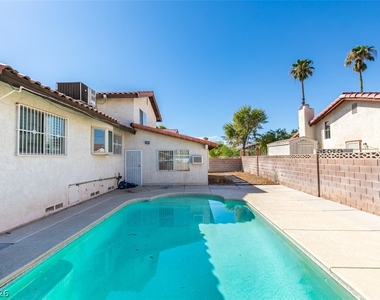 3765 Duneville Street - Photo Thumbnail 6