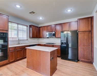 7162 Indian Head Avenue - Photo Thumbnail 16