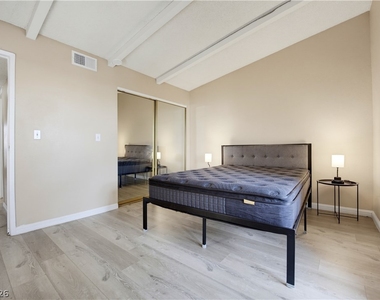 4752 Obannon Drive - Photo Thumbnail 14