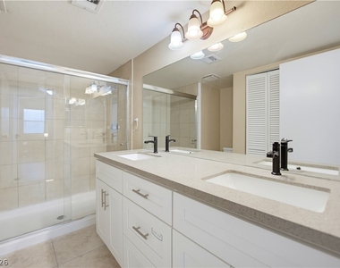 4752 Obannon Drive - Photo Thumbnail 12