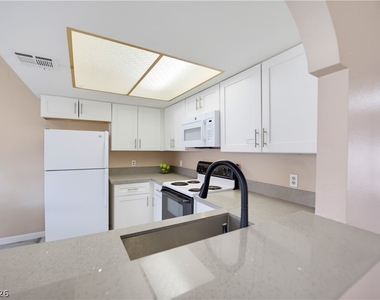 4752 Obannon Drive - Photo Thumbnail 11