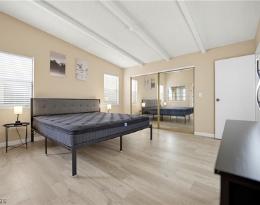 4752 Obannon Drive - Photo Thumbnail 17