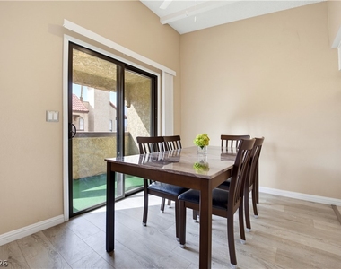 4752 Obannon Drive - Photo Thumbnail 6