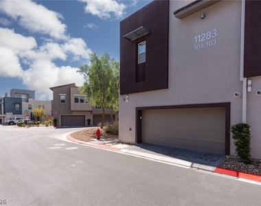 11283 Cactus Tower Avenue - Photo Thumbnail 2