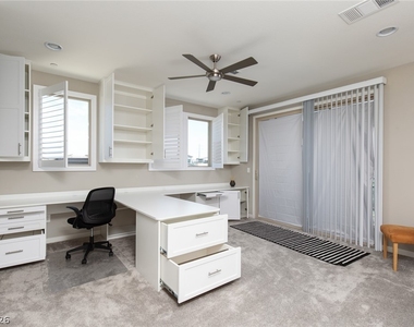 11283 Cactus Tower Avenue - Photo Thumbnail 29