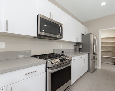 11283 Cactus Tower Avenue - Photo Thumbnail 11
