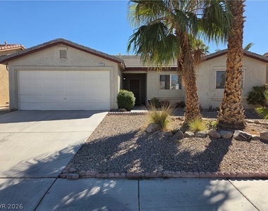 2115 Falcon Crest Avenue - Photo Thumbnail 2