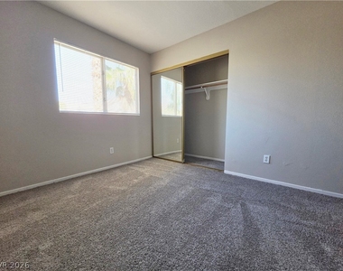 2115 Falcon Crest Avenue - Photo Thumbnail 10