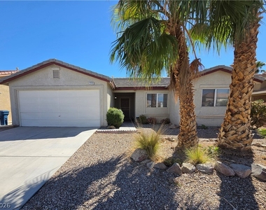 2115 Falcon Crest Avenue - Photo Thumbnail 1