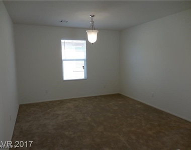 5514 S Riley Street - Photo Thumbnail 7