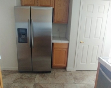 10711 Pappas Lane - Photo Thumbnail 8
