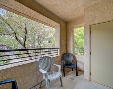 673 Peachy Canyon Circle - Photo Thumbnail 33