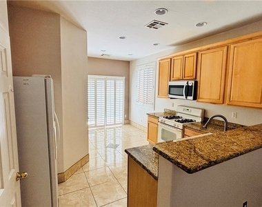 9759 Beach Rose Court - Photo Thumbnail 3