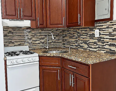 57 Herkimer Street - Photo Thumbnail 3
