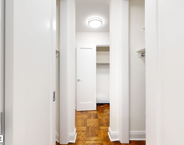 165 East 35th Street #5H - Photo Thumbnail 3