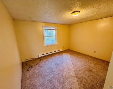 3 Downstairs Lathrop Street - Photo Thumbnail 4